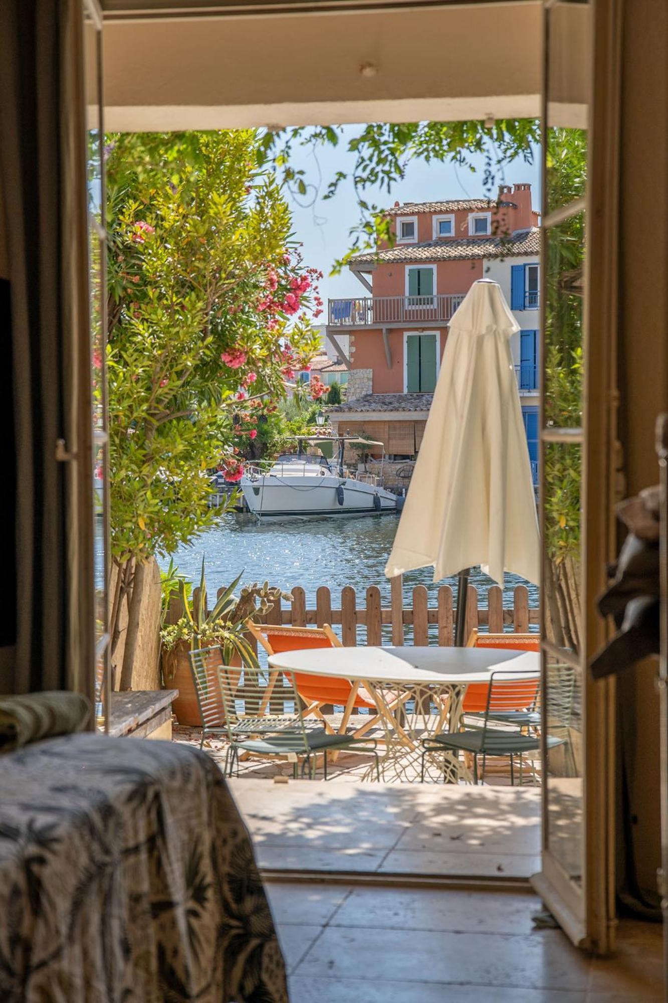 Appartement Amour Terrasse Sur L'Eau Grimaud Extérieur photo