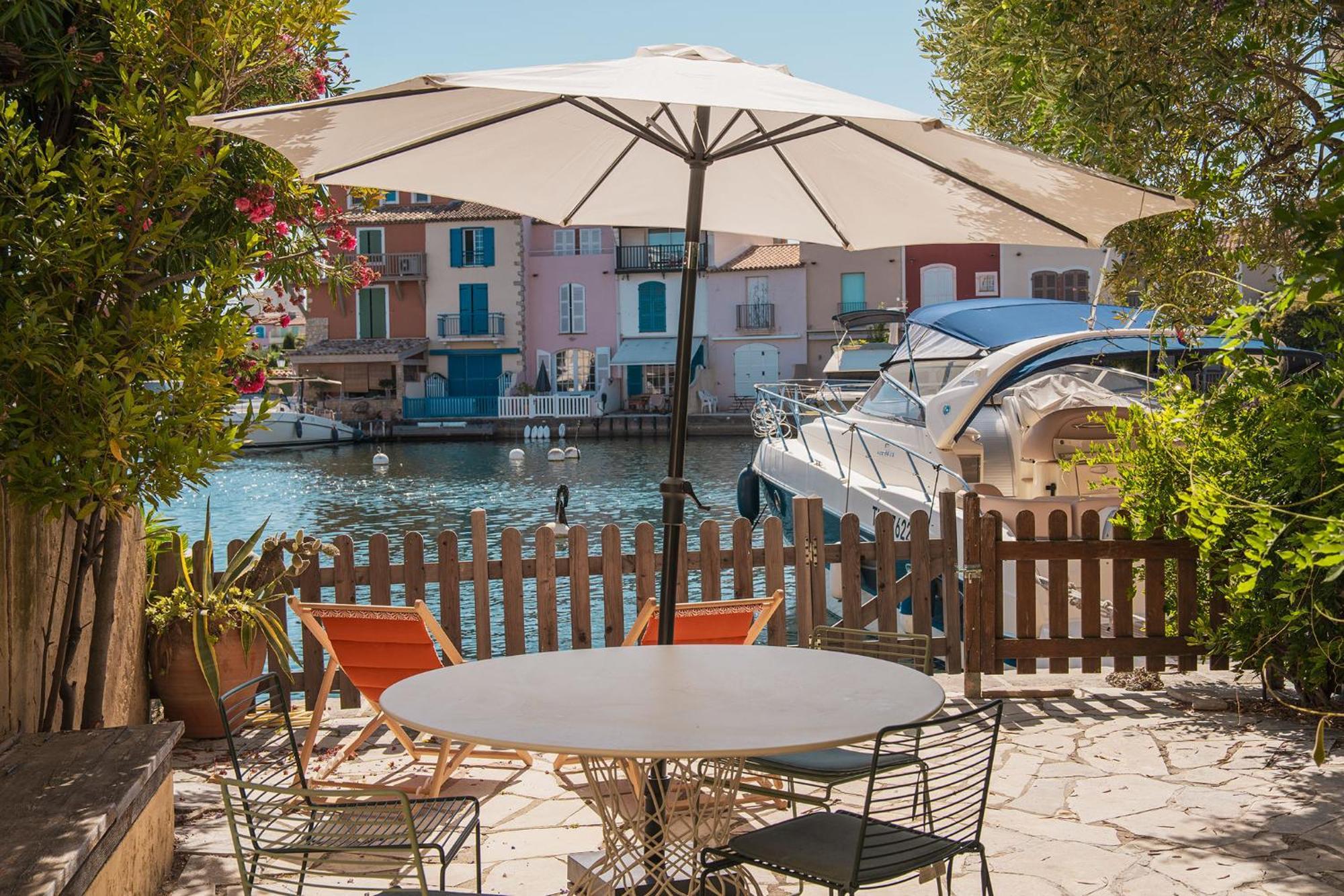Appartement Amour Terrasse Sur L'Eau Grimaud Extérieur photo
