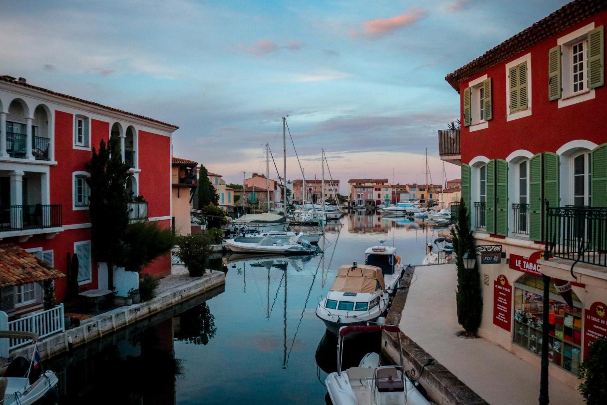 Appartement Amour Terrasse Sur L'Eau Grimaud Extérieur photo