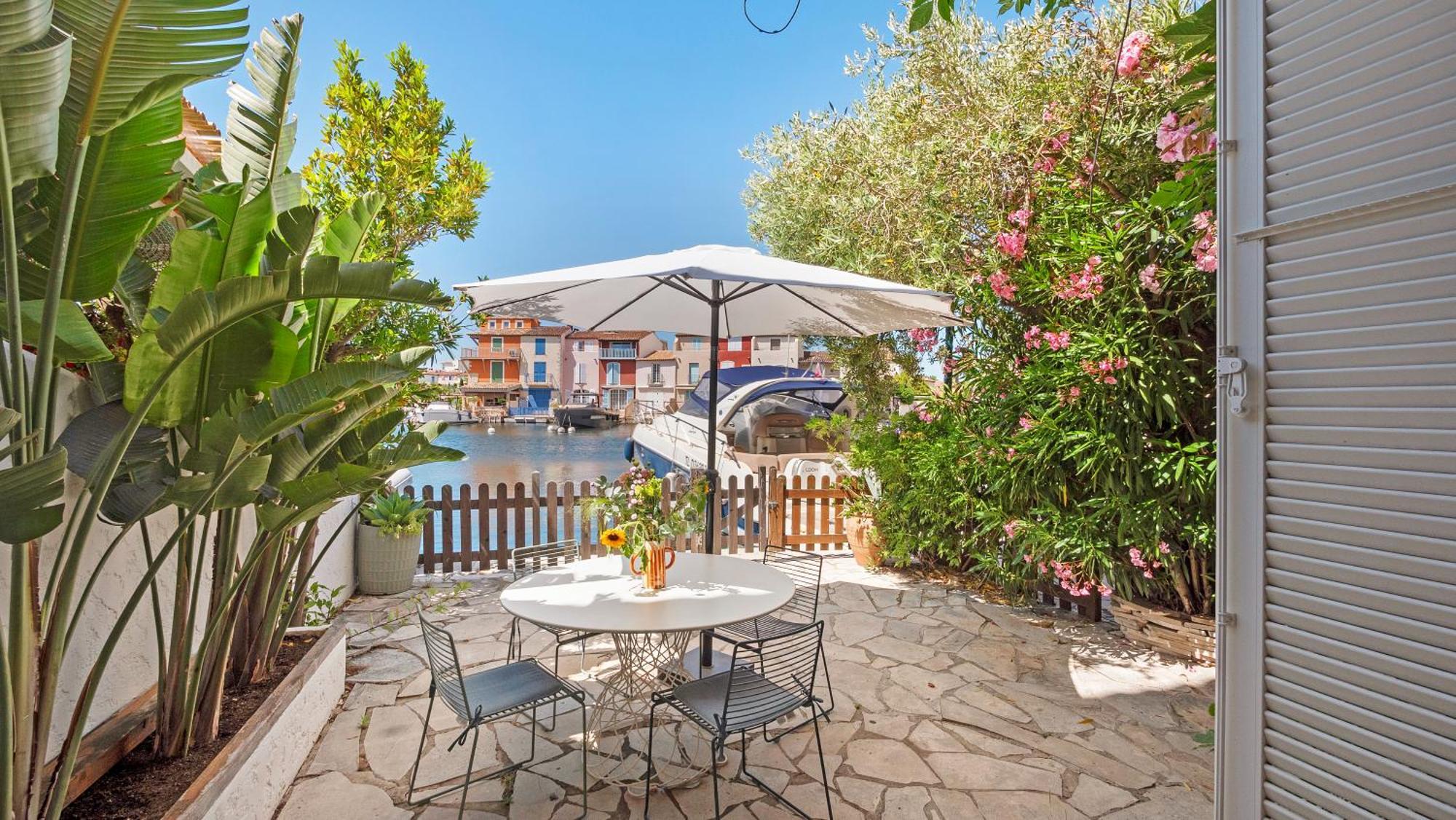 Appartement Amour Terrasse Sur L'Eau Grimaud Extérieur photo